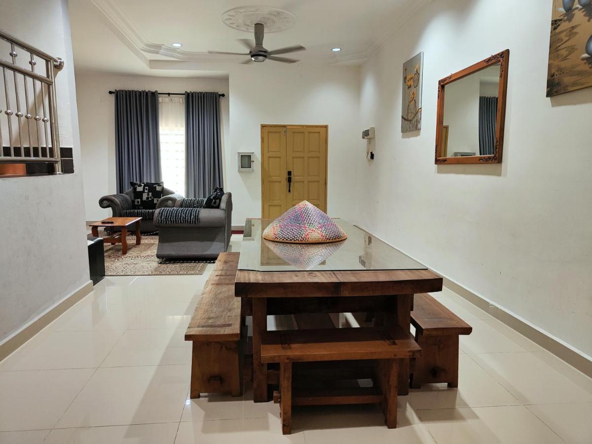 Homestay Roma Suite Kuala Terengganu Zewnętrze zdjęcie