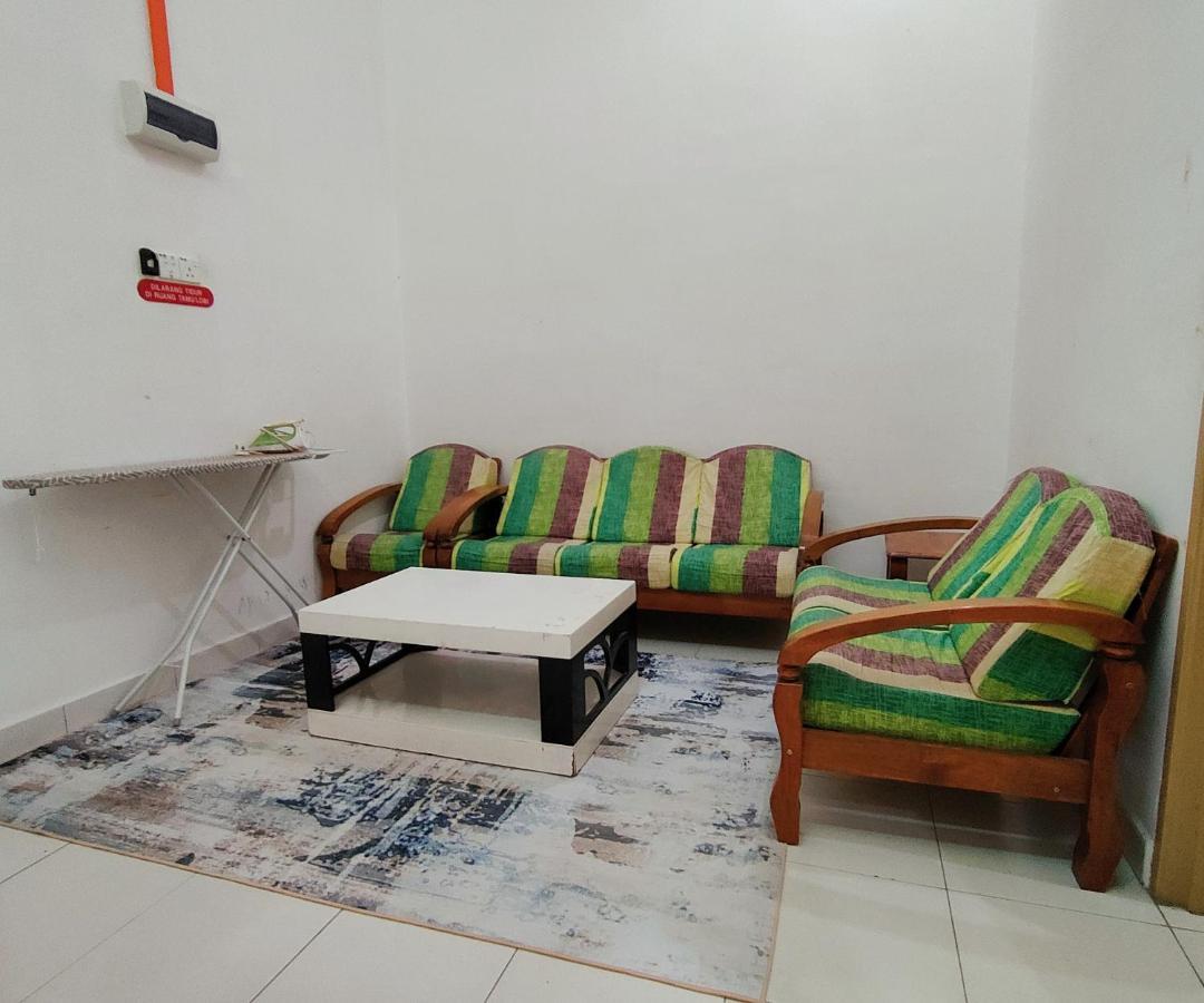 Homestay Roma Suite Kuala Terengganu Zewnętrze zdjęcie