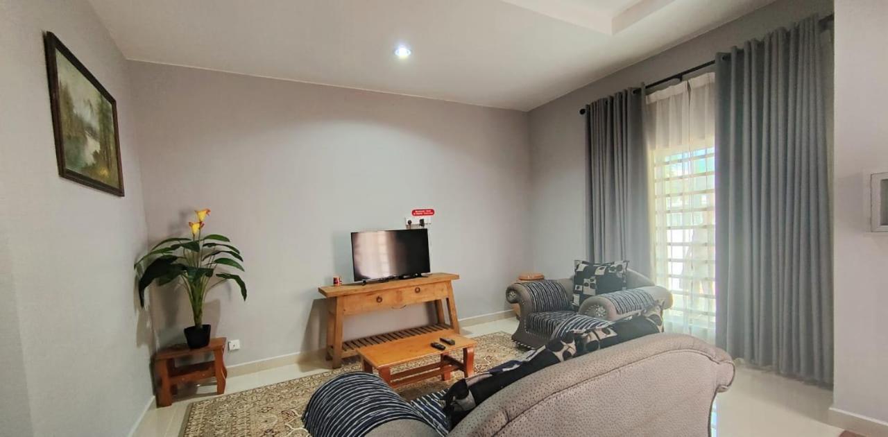 Homestay Roma Suite Kuala Terengganu Zewnętrze zdjęcie